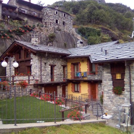 La Coccinella Villa Donnaz Exteriör bild